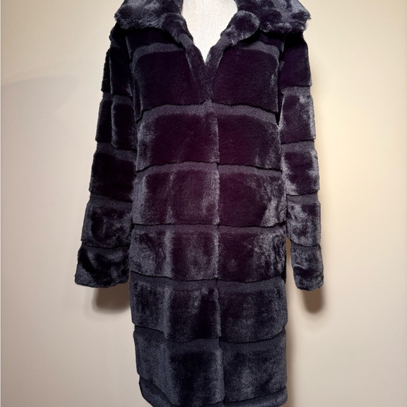 Windsor Jackets & Blazers - Plush Faux Fur Coat